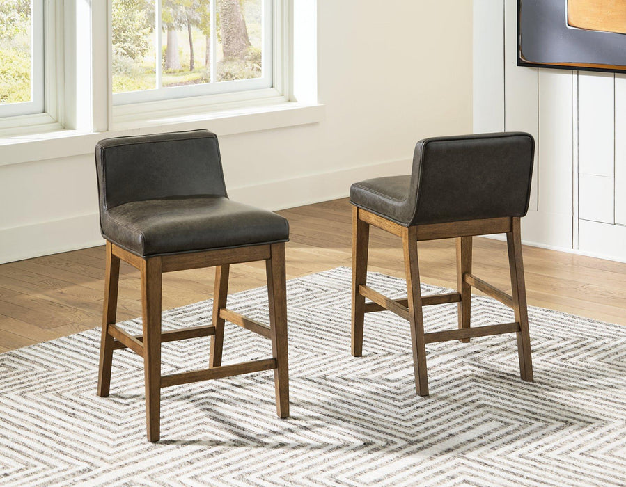 Cabalynn Dining Room Set - Holmwood's Furniture & Design Center (Somersworth, NH)