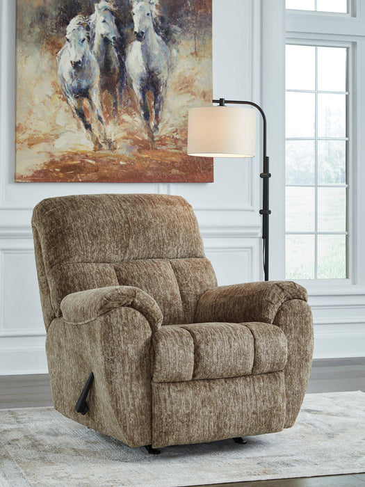 Stayfish Recliner - Holmwood's Furniture & Design Center (Somersworth, NH)