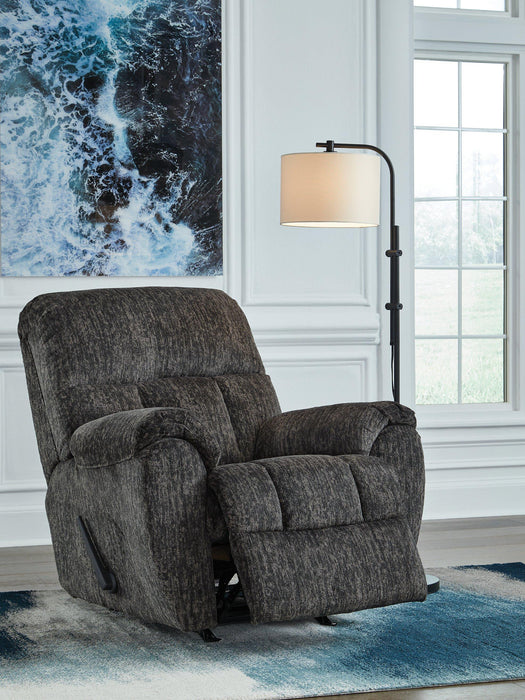 Stayfish Recliner - Holmwood's Furniture & Design Center (Somersworth, NH)