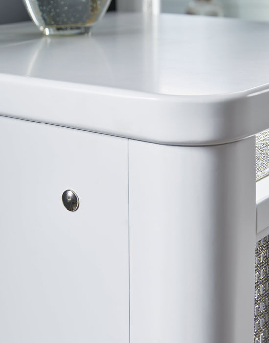 Chalanna Vanity with Mirror - Holmwood's Furniture & Design Center (Somersworth, NH)
