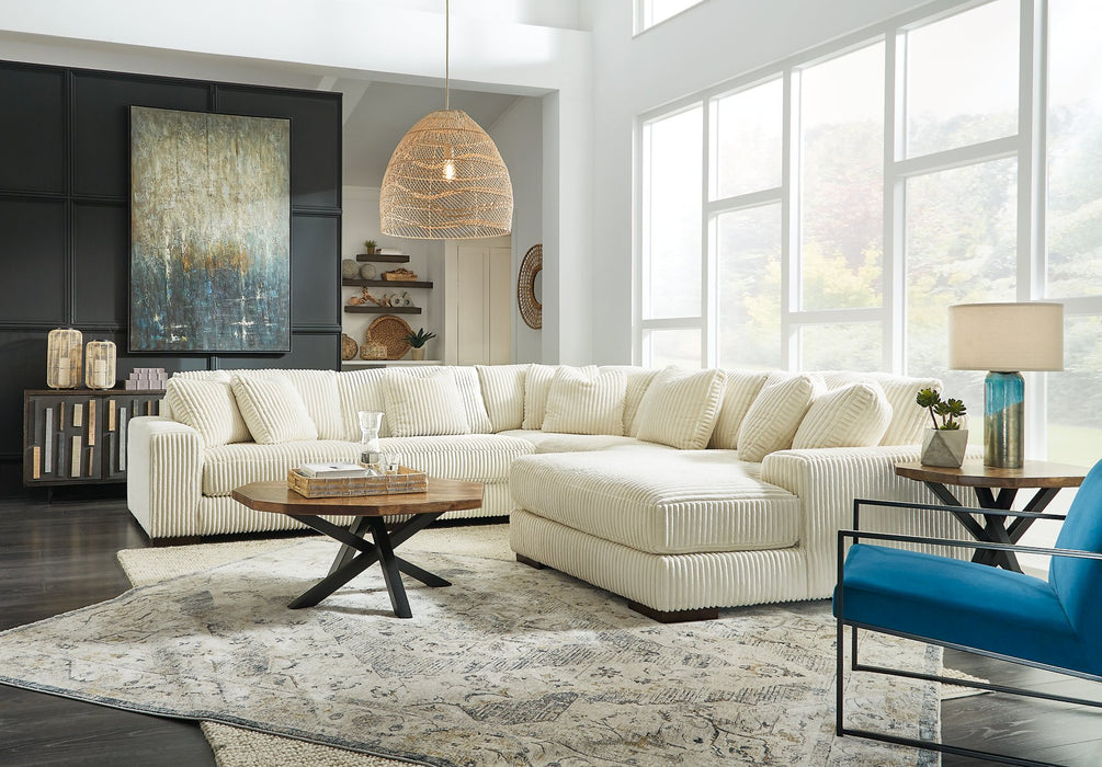 Lindyn Sectional - Holmwood's Furniture & Design Center (Somersworth, NH)
