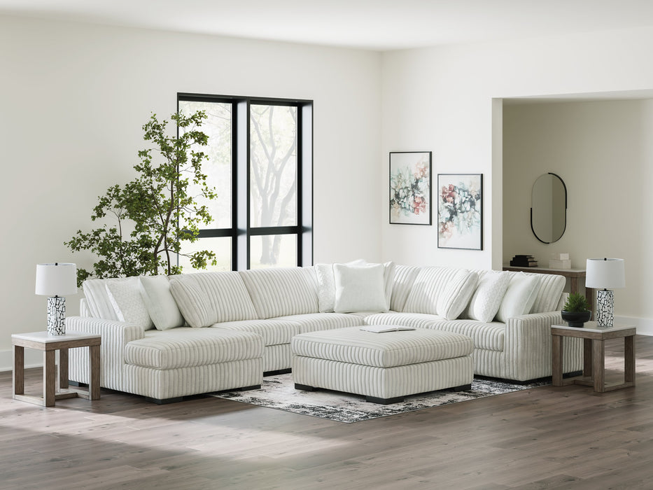 Stupendous Sectional with Chaise - Holmwood's Furniture & Design Center (Somersworth, NH)