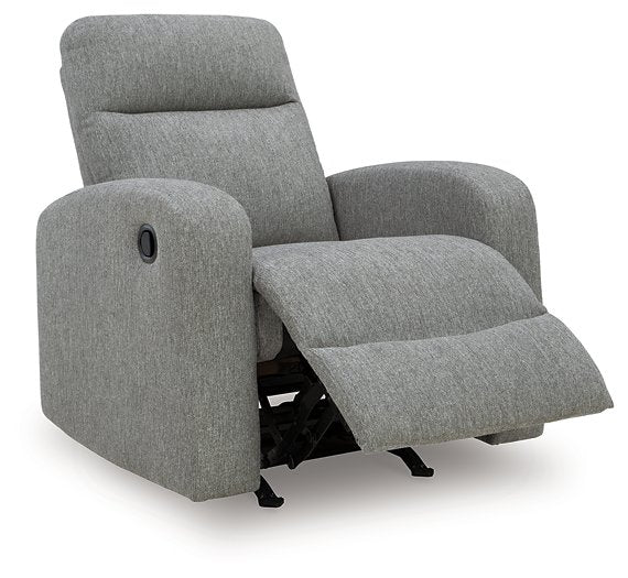 Gauntlet Recliner - Holmwood's Furniture & Design Center (Somersworth, NH)