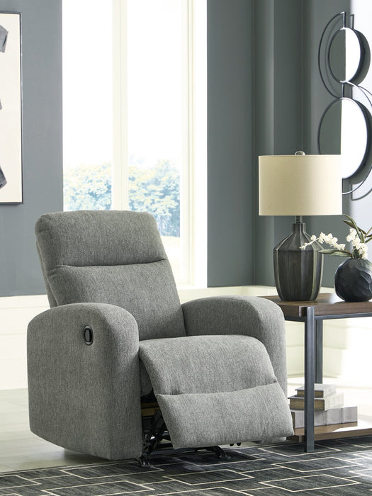 Gauntlet Recliner - Holmwood's Furniture & Design Center (Somersworth, NH)