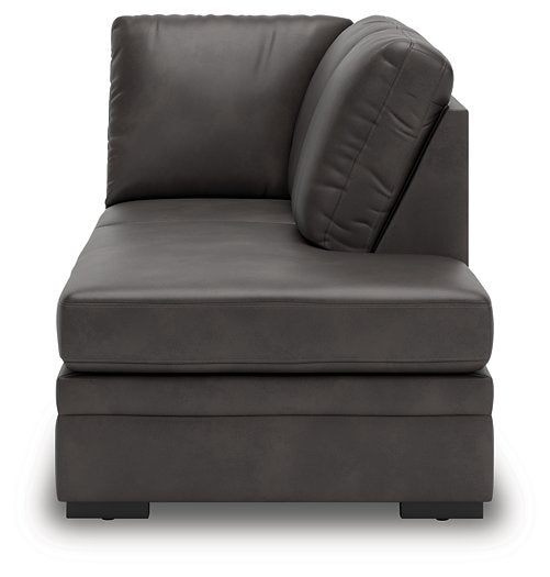 Lofton-Pike Sectional with Chaise - Holmwood's Furniture & Design Center (Somersworth, NH)