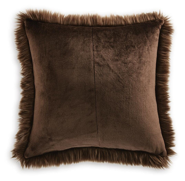 Bellethrone Pillow - Holmwood's Furniture & Design Center (Somersworth, NH)