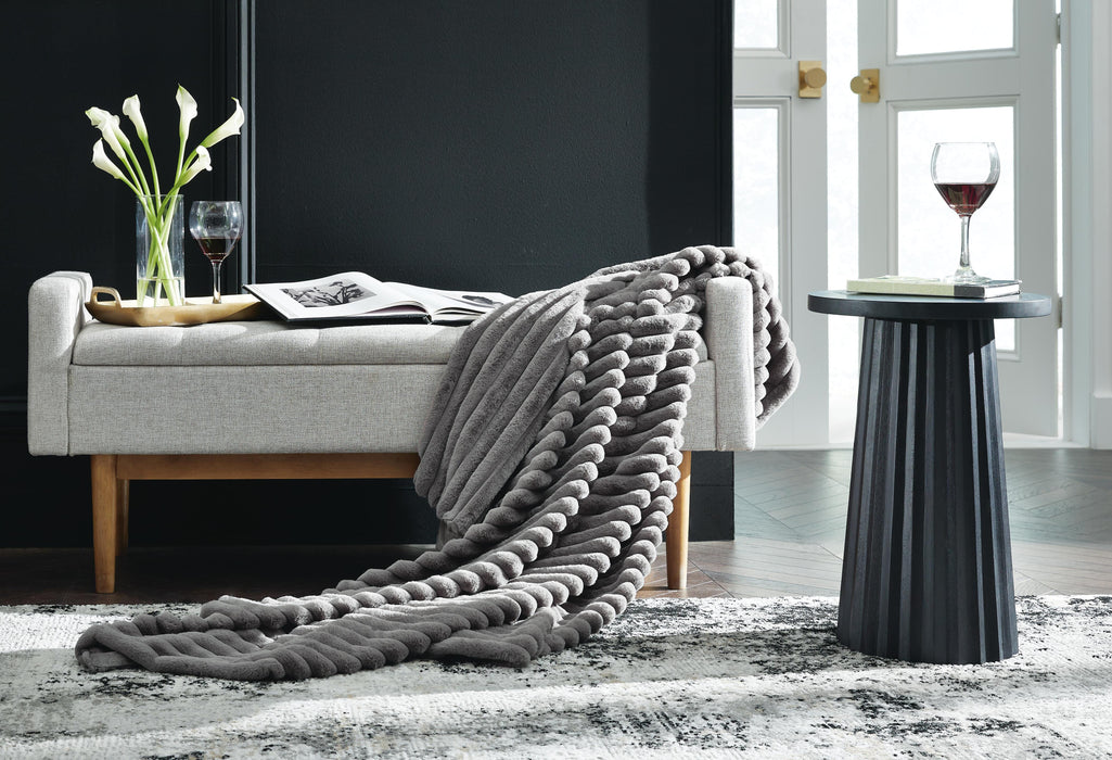 Alsonwell Throw - Holmwood's Furniture & Design Center (Somersworth, NH)