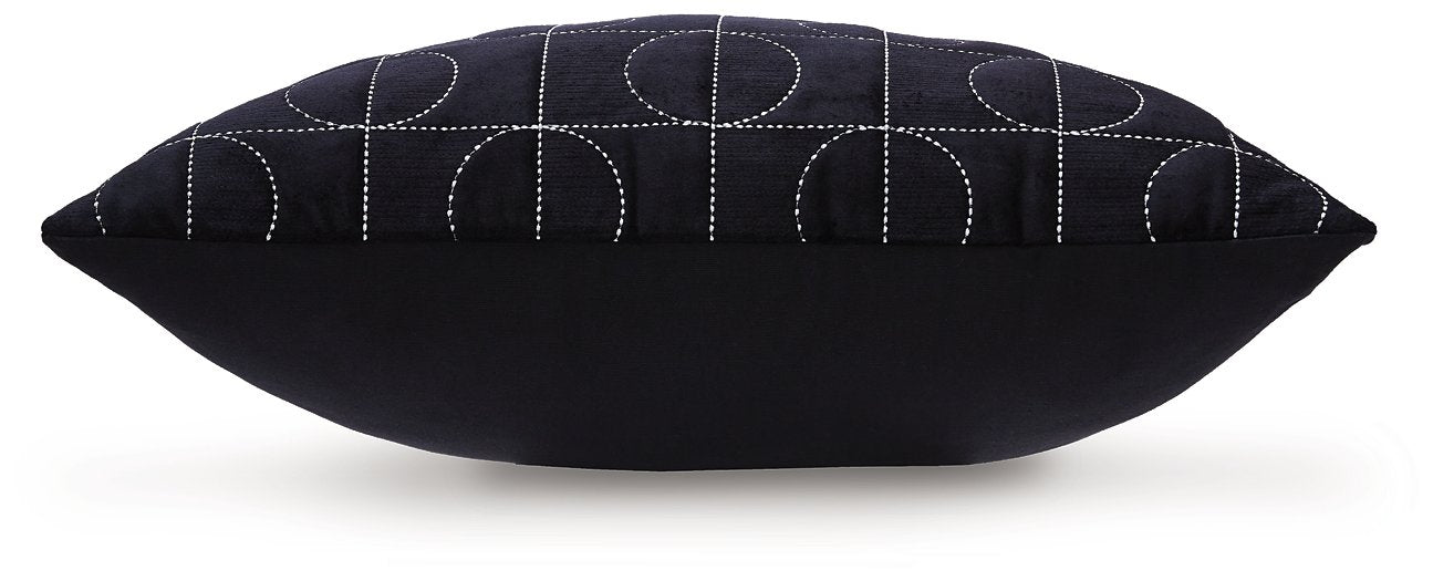 Kydner Pillow (Set of 4) - Holmwood's Furniture & Design Center (Somersworth, NH)