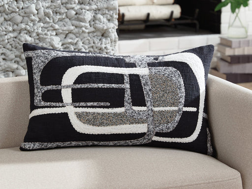 Gavrileigh Pillow (Set of 4) - Holmwood's Furniture & Design Center (Somersworth, NH)
