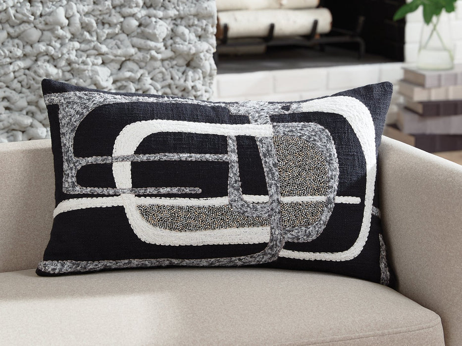 Gavrileigh Pillow (Set of 4) - Holmwood's Furniture & Design Center (Somersworth, NH)