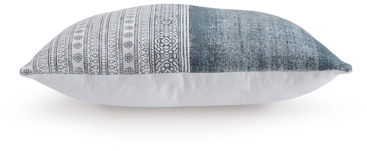 Harperville Pillow (Set of 4) - Holmwood's Furniture & Design Center (Somersworth, NH)