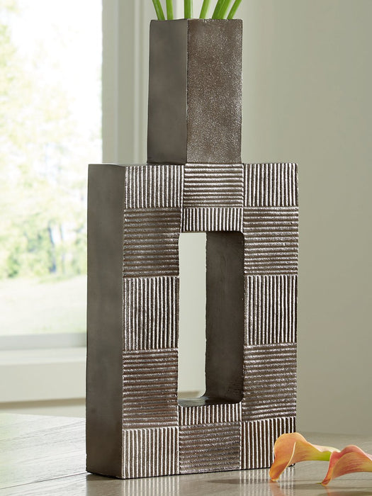 Wrengrove Vase - Holmwood's Furniture & Design Center (Somersworth, NH)
