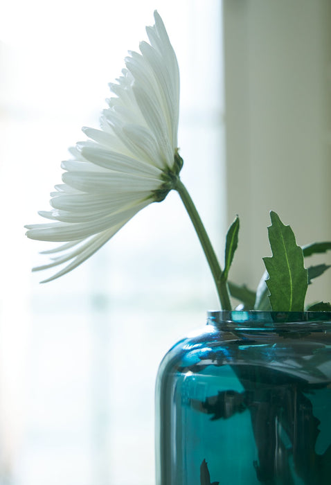Inisland Vase - Holmwood's Furniture & Design Center (Somersworth, NH)