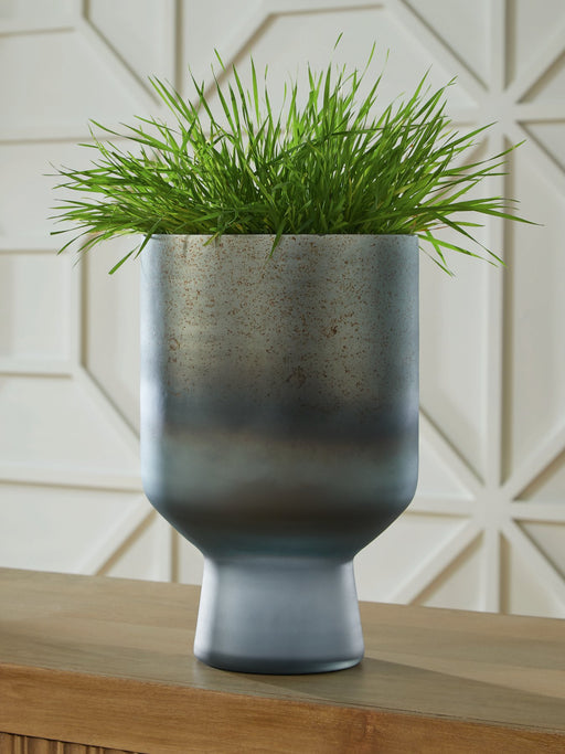 Pennmore Vase - Holmwood's Furniture & Design Center (Somersworth, NH)