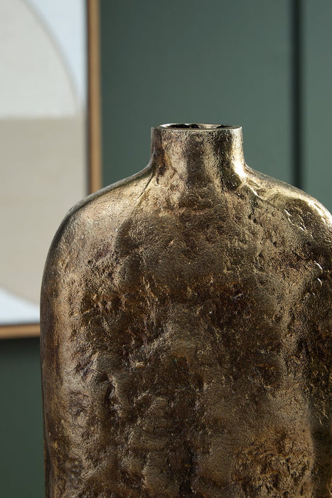 Wallmond Vase - Holmwood's Furniture & Design Center (Somersworth, NH)