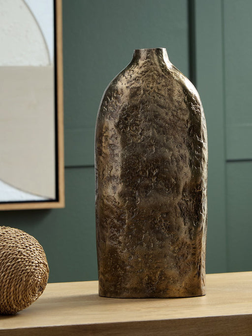 Wallmond Vase - Holmwood's Furniture & Design Center (Somersworth, NH)