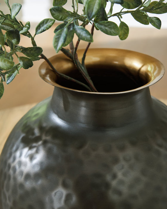 Woody Vase - Holmwood's Furniture & Design Center (Somersworth, NH)
