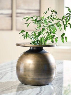 Fedorleigh Vase - Holmwood's Furniture & Design Center (Somersworth, NH)