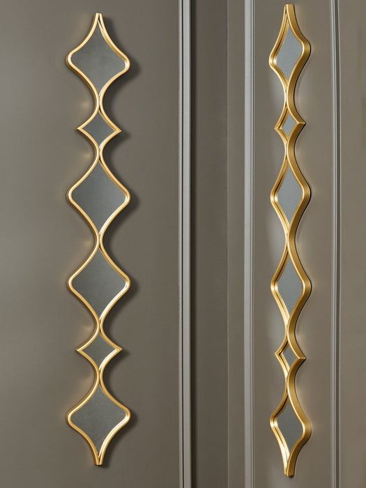 Harriswood Accent Mirror Set (Set of 2) - Holmwood's Furniture & Design Center (Somersworth, NH)