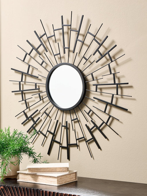 Garrenworth Accent Mirror - Holmwood's Furniture & Design Center (Somersworth, NH)