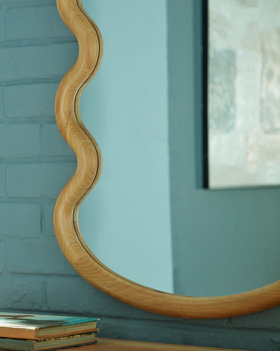 Serendis Accent Mirror - Holmwood's Furniture & Design Center (Somersworth, NH)