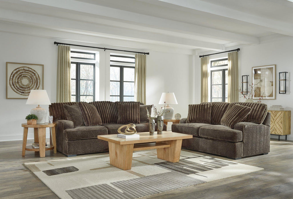 Aylesworth Upholstery Package - Holmwood's Furniture & Design Center (Somersworth, NH)