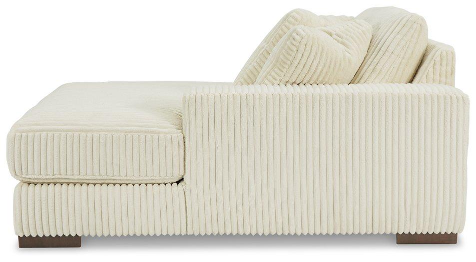Lindyn Sectional - Holmwood's Furniture & Design Center (Somersworth, NH)