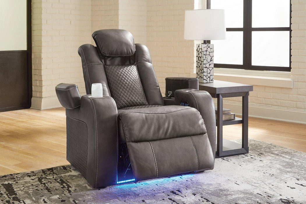Fyne-Dyme Power Recliner - Holmwood's Furniture & Design Center (Somersworth, NH)