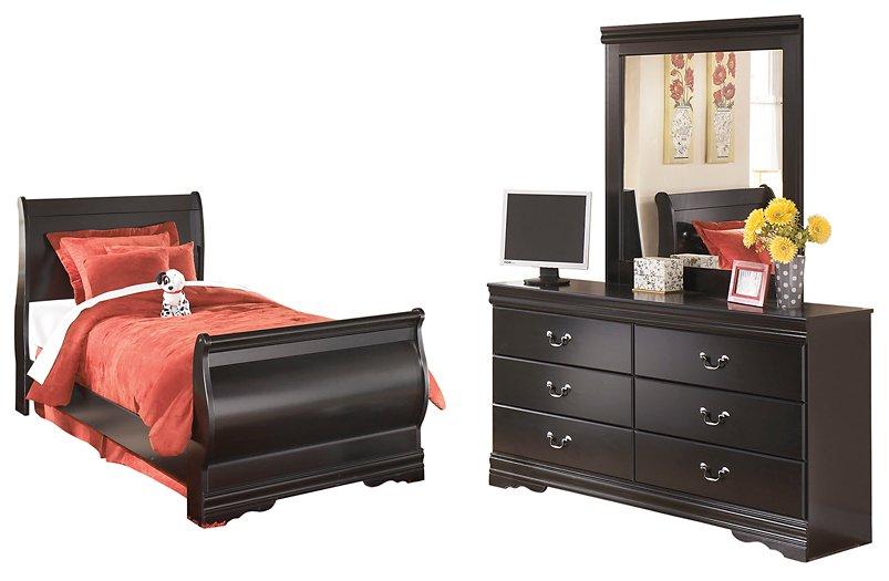 Huey Vineyard Bedroom Set - Holmwood's Furniture & Design Center (Somersworth, NH)
