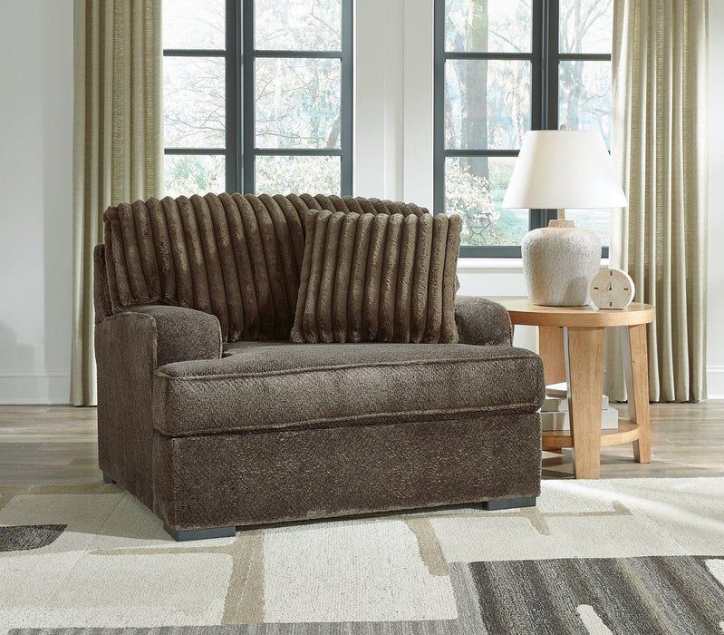 Aylesworth Upholstery Package - Holmwood's Furniture & Design Center (Somersworth, NH)