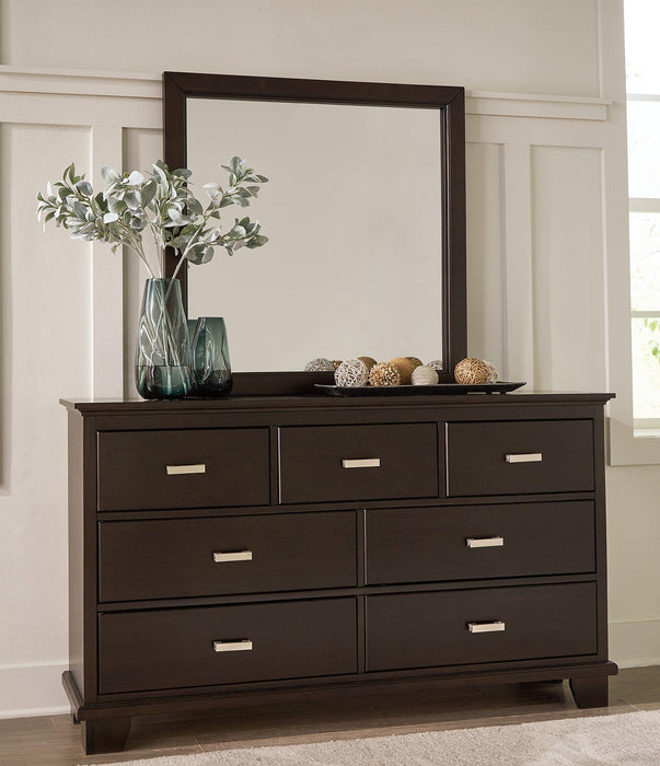 Covetown Bedroom Package - Holmwood's Furniture & Design Center (Somersworth, NH)