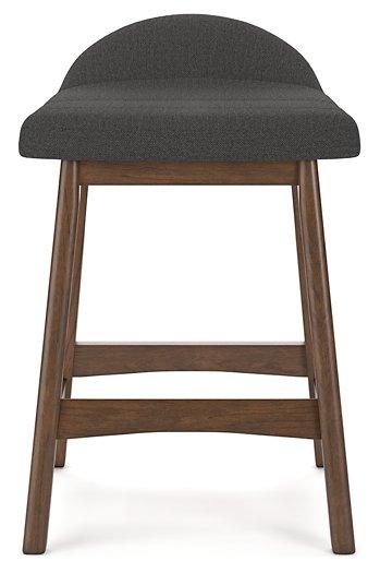 Lyncott Dining Room Set - Holmwood's Furniture & Design Center (Somersworth, NH)