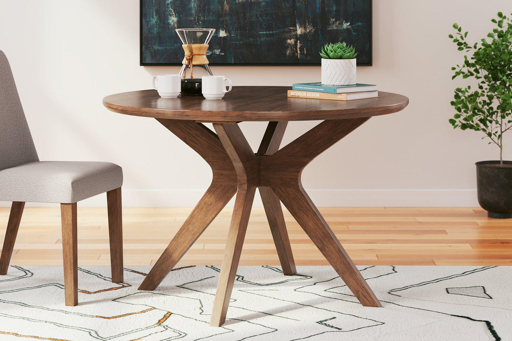 Lyncott Dining Room Set - Holmwood's Furniture & Design Center (Somersworth, NH)
