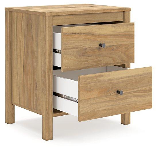 Bermacy Bedroom Set - Holmwood's Furniture & Design Center (Somersworth, NH)