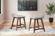 Lyncott Dining Room Set - Holmwood's Furniture & Design Center (Somersworth, NH)