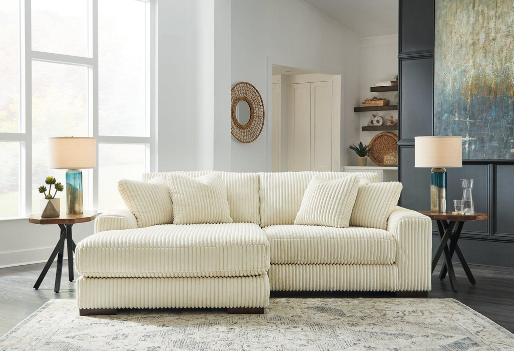 Lindyn Sectional with Chaise - Holmwood's Furniture & Design Center (Somersworth, NH)