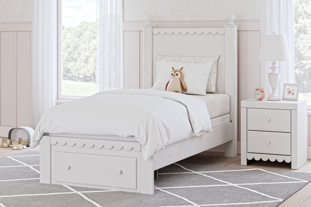 Mollviney Bedroom Set - Holmwood's Furniture & Design Center (Somersworth, NH)