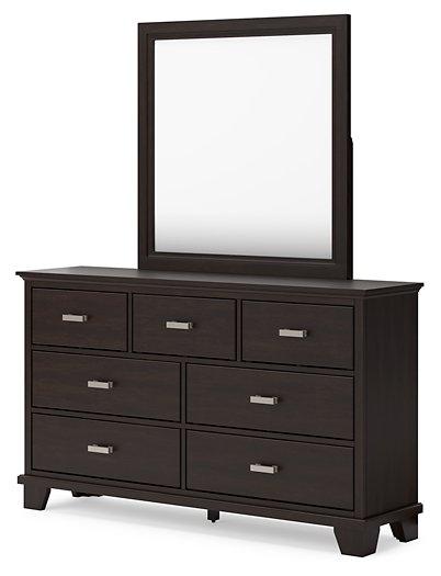 Covetown Bedroom Package - Holmwood's Furniture & Design Center (Somersworth, NH)