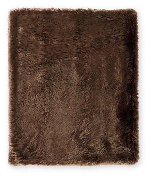 Bellethrone Throw - Holmwood's Furniture & Design Center (Somersworth, NH)
