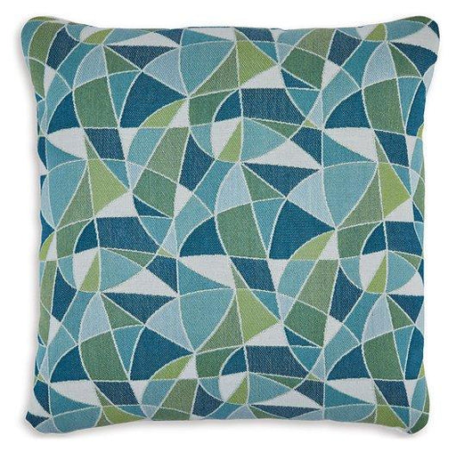 Seanow Next-Gen Nuvella Pillow - Holmwood's Furniture & Design Center (Somersworth, NH)