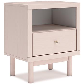 Wistenpine Bedroom Package - Holmwood's Furniture & Design Center (Somersworth, NH)