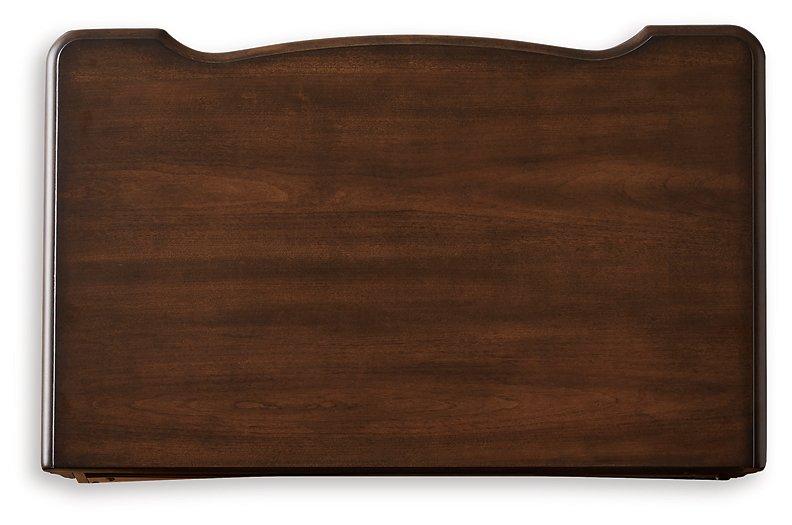 Lavinton Bedroom Set - Holmwood's Furniture & Design Center (Somersworth, NH)