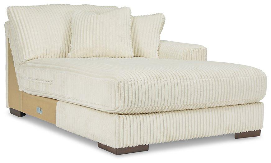 Lindyn Sectional with Chaise - Holmwood's Furniture & Design Center (Somersworth, NH)