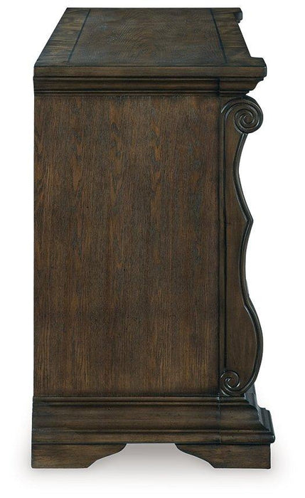 Maylee Dining Room Set - Holmwood's Furniture & Design Center (Somersworth, NH)