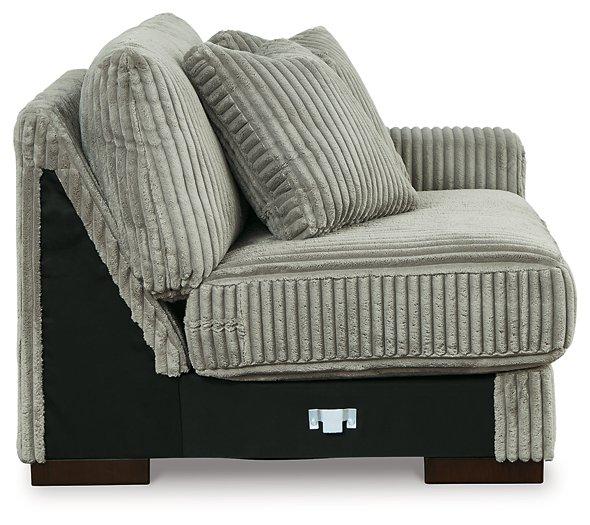 Lindyn Sectional Sofa - Holmwood's Furniture & Design Center (Somersworth, NH)