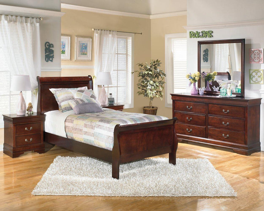 Alisdair Bedroom Set - Holmwood's Furniture & Design Center (Somersworth, NH)