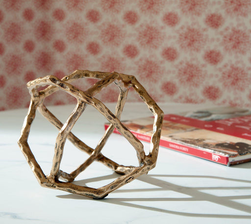 Laddington Sculpture - Holmwood's Furniture & Design Center (Somersworth, NH)