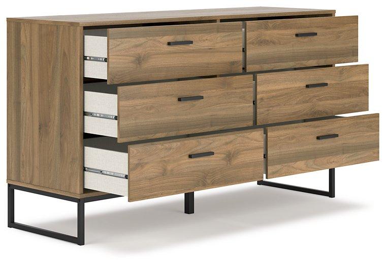 Deanlow Bedroom Package - Holmwood's Furniture & Design Center (Somersworth, NH)