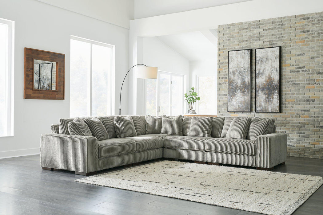 Lindyn Sectional - Holmwood's Furniture & Design Center (Somersworth, NH)