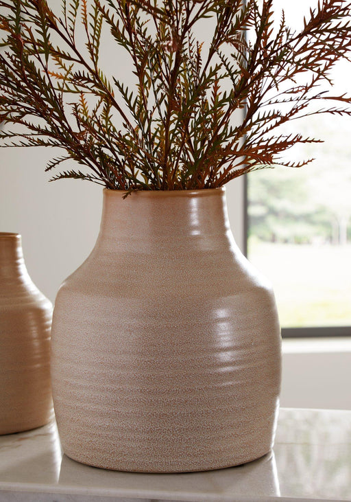 Millcott Vase - Holmwood's Furniture & Design Center (Somersworth, NH)